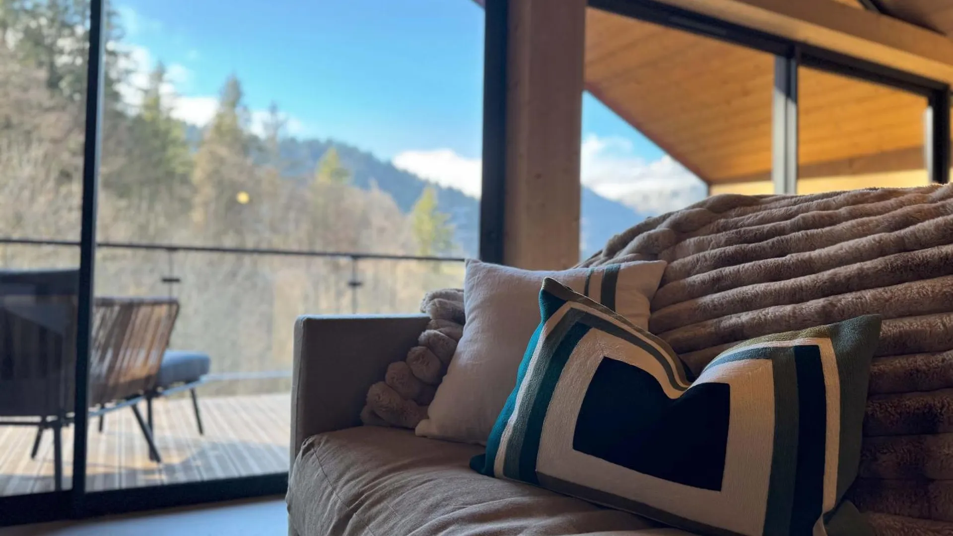 Chalet Coco - Luxury Chalet Morzine Montriond