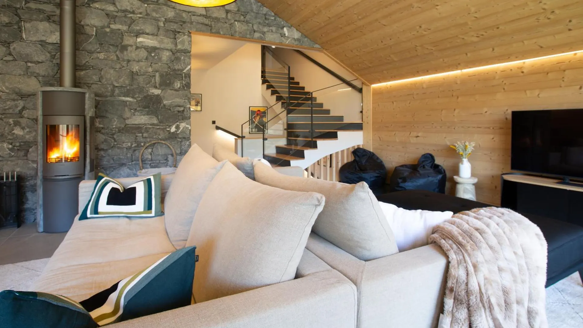 Chalet Coco - Luxury Chalet Morzine Montriond 0*,  France